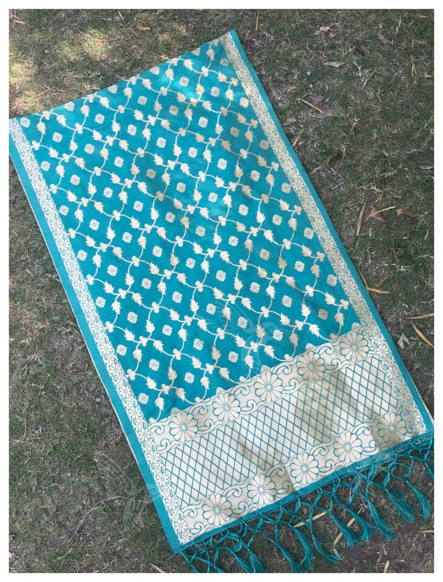 Banarasi Silk Zari Work Tassel Work Kazo Dupatta Banarasi Silk Zari Work Tassel Work Kazo Dupatta