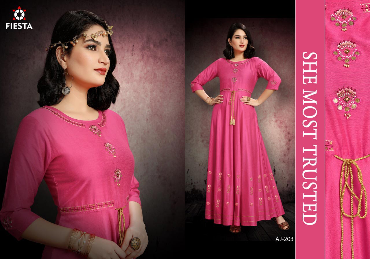 Mindhal Fiesta Gotta Patti Lace Work Long Kurta Mindhal Fiesta Gotta Patti Lace Work Long Kurta