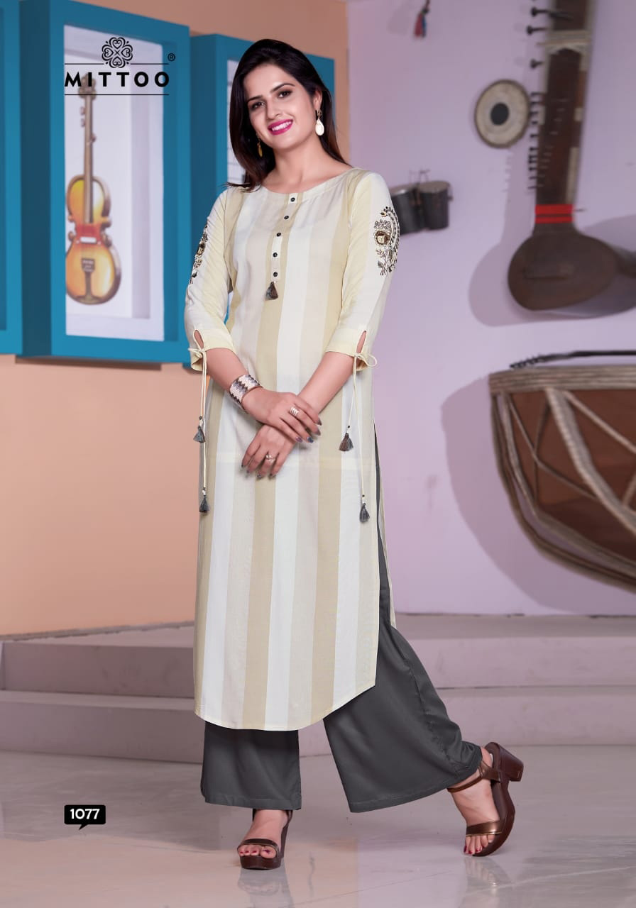 Mittoo Saawariya Handloom Rayon Kurti With Palazzo Mittoo Saawariya Handloom Rayon Kurti With Palazzo